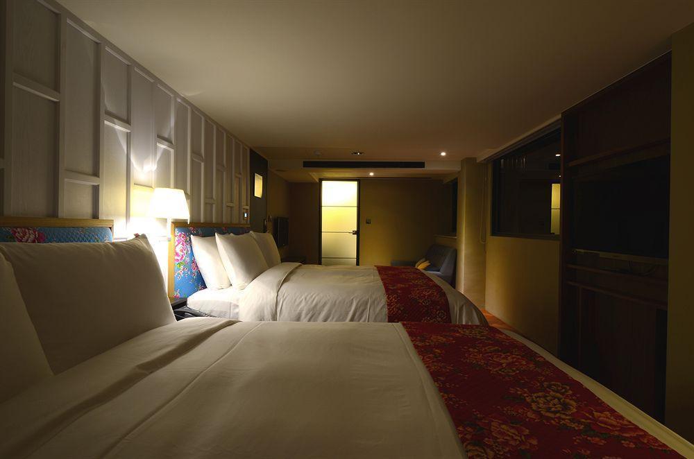 Reddot Hotel Ταϊχούνγκ Εξωτερικό φωτογραφία